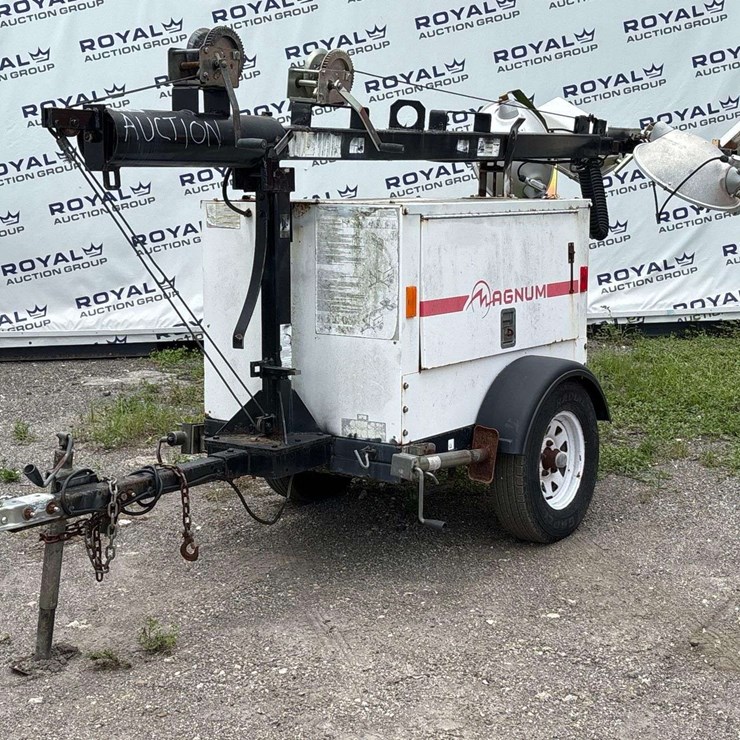 2005 Magnum Towable Light Tower