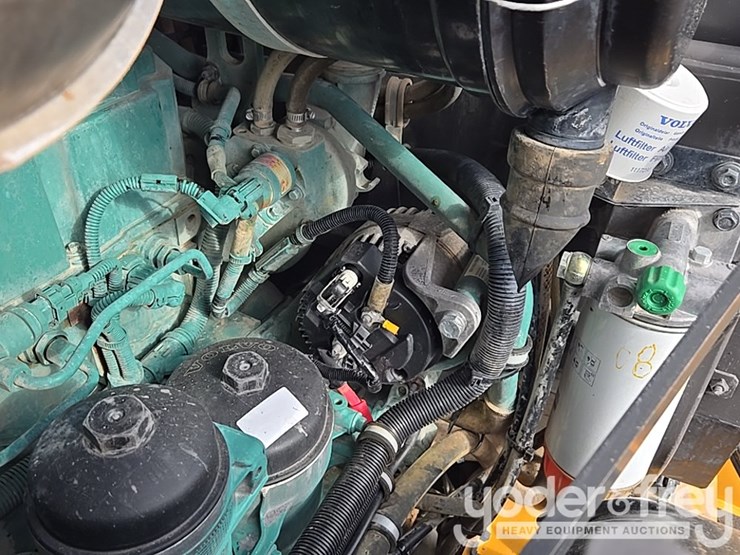 2018-volvo-l110h-image-45