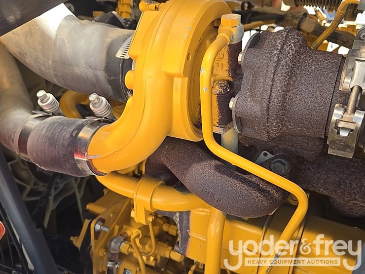 2019-deere-310sl-image-42
