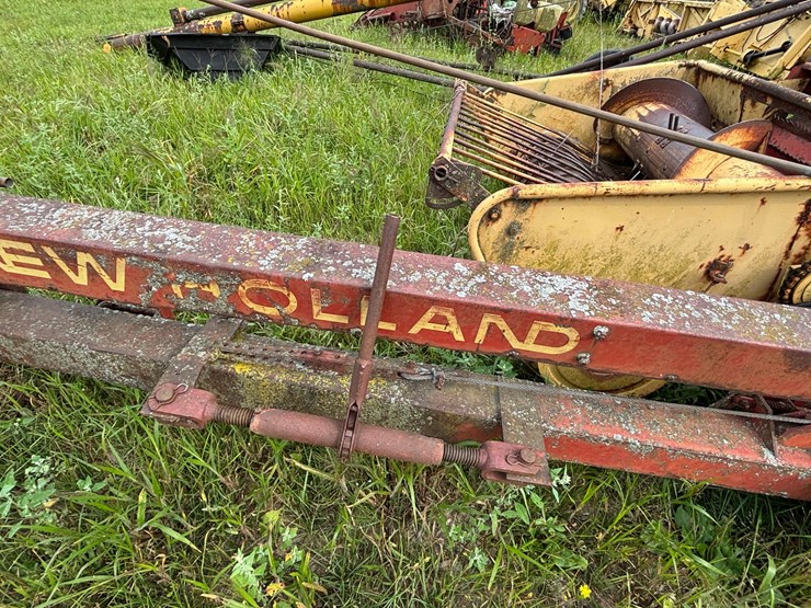 new-holland-s717-image-15
