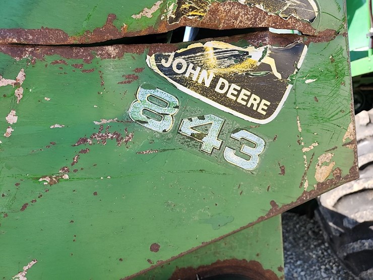 john-deere-843-image-2
