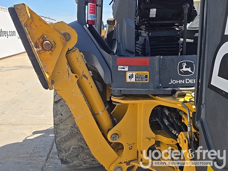 2019-deere-310sl-image-28
