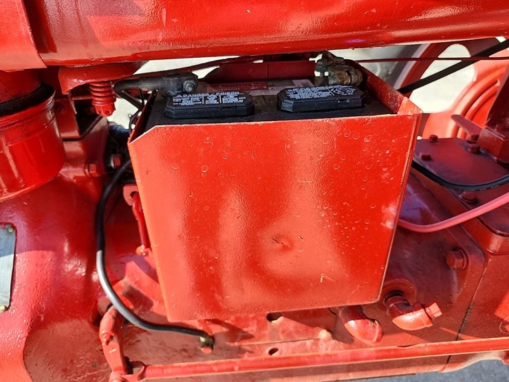 1949-farmall-h-gas-tractor,-nf-image-16