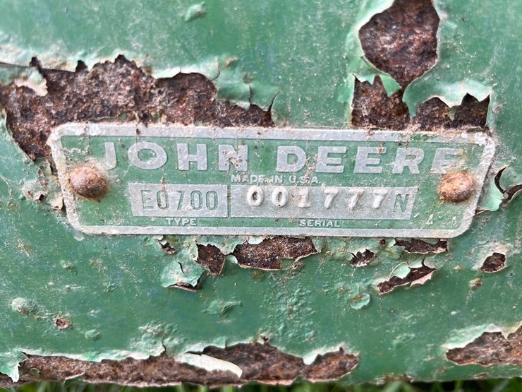 john-deere-700-image-23