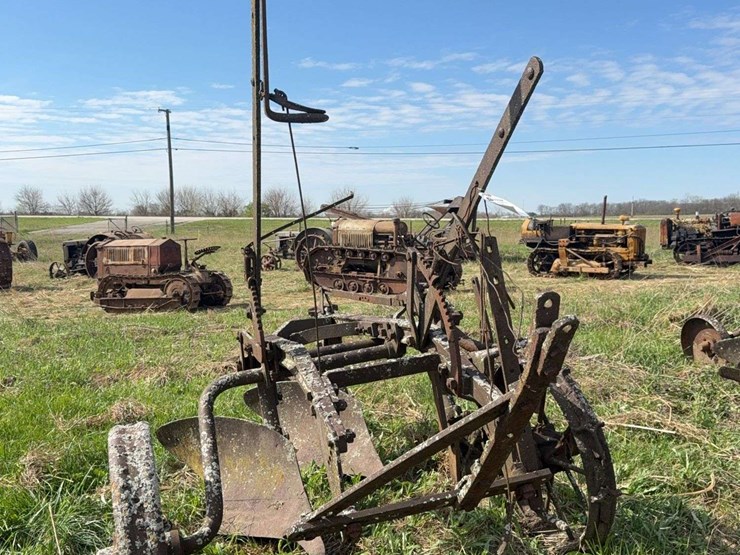 john-deere-16-image-10