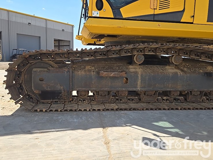 2023-komatsu-pc360-lc-11-image-10
