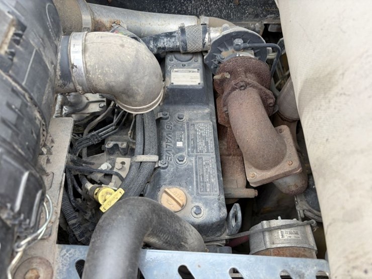 yanmar-s220r-image-15