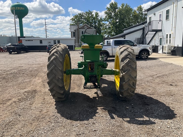 1953-john-deere-70-image-4