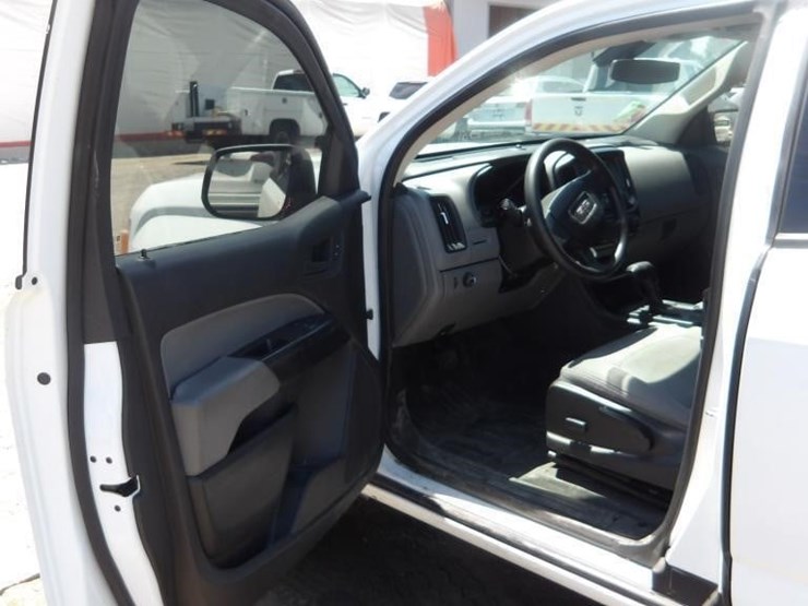 2016-gmc-canyon-image-20