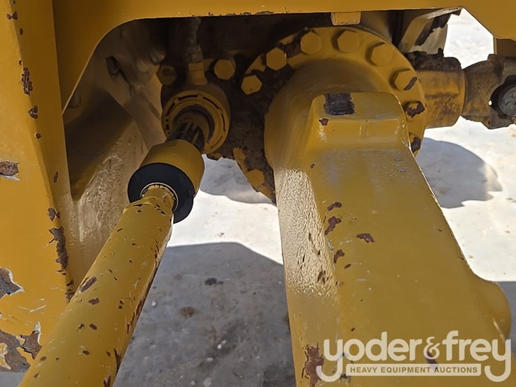 2019-deere-310sl-image-18