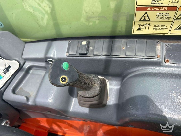 2018-jlg-g5-18a-image-22