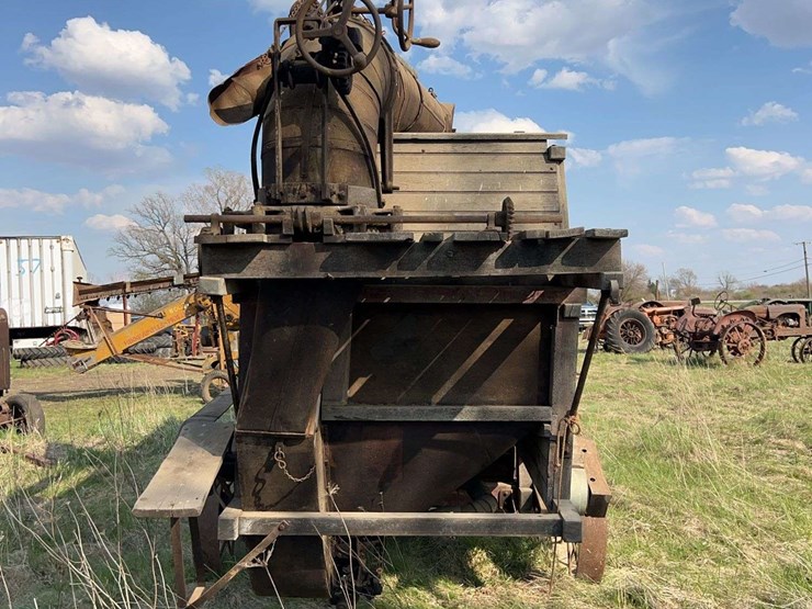 altman-taylor-threshing-machine-image-2