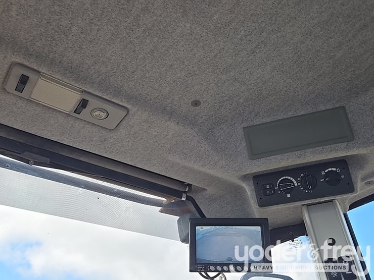 2018-volvo-l110h-image-67