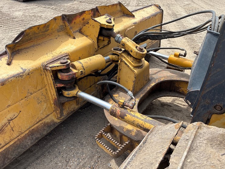 deere-650j-image-6