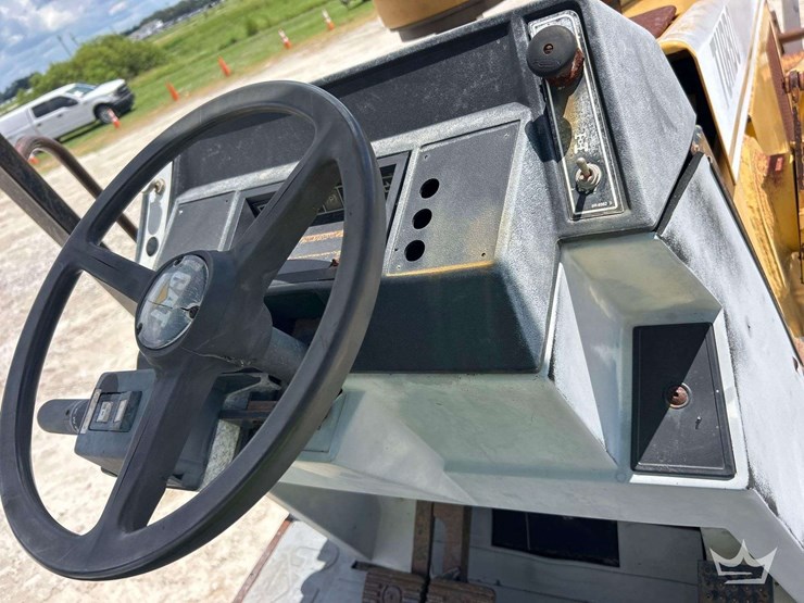 1999-caterpillar-446b-image-31