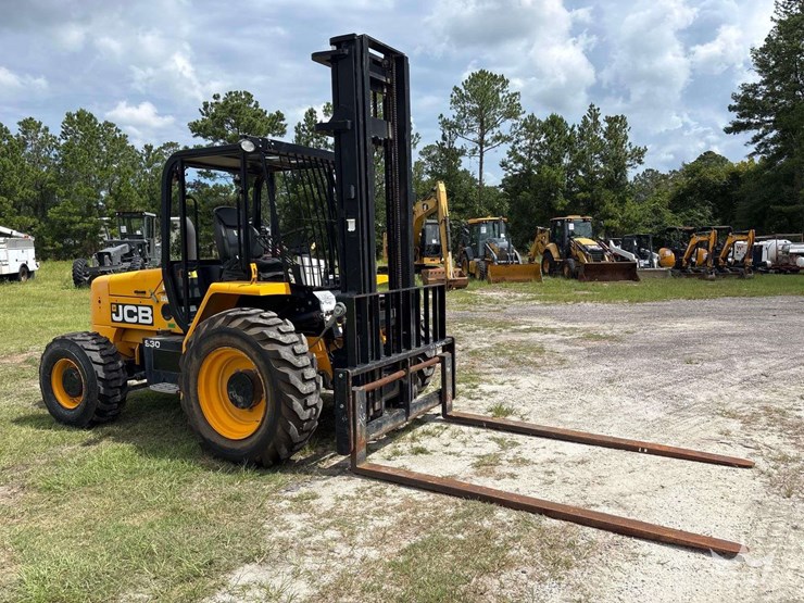 2020-jcb-930-image-2