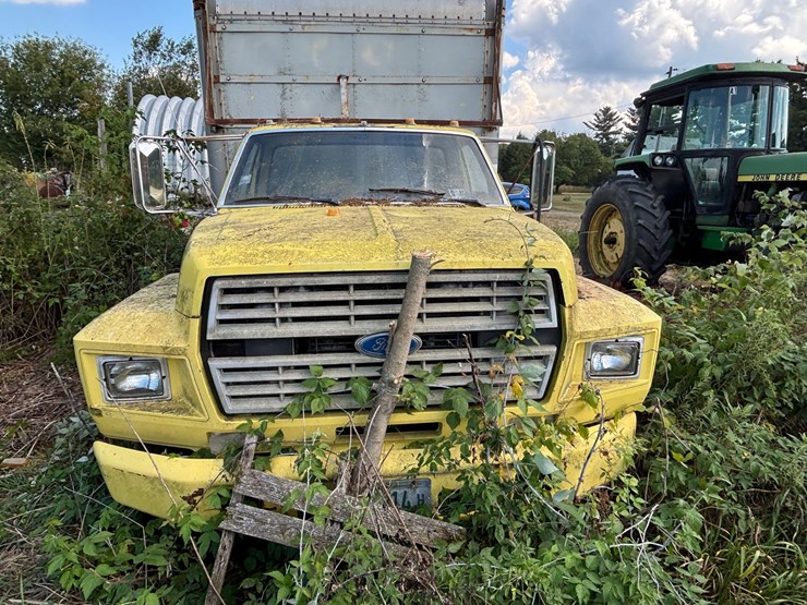 1985-ford-f700-image-11