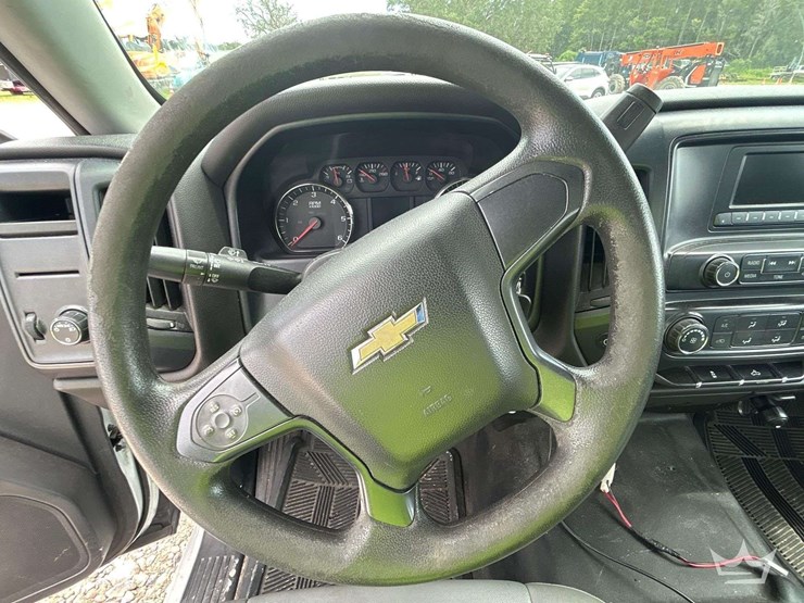 2016-chevrolet-silverado-1500-image-13