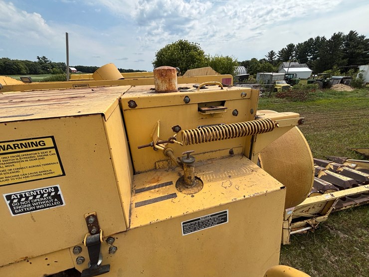 new-holland-tr86-image-51