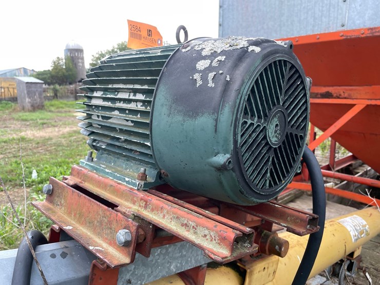 #2584-•-westfield-8-x-46-grain-auger-image-17