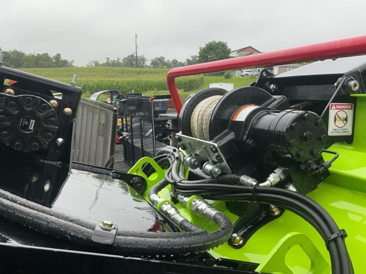 #298-•-2024-dyna-vortex-v-18-brush-chipper-image-35