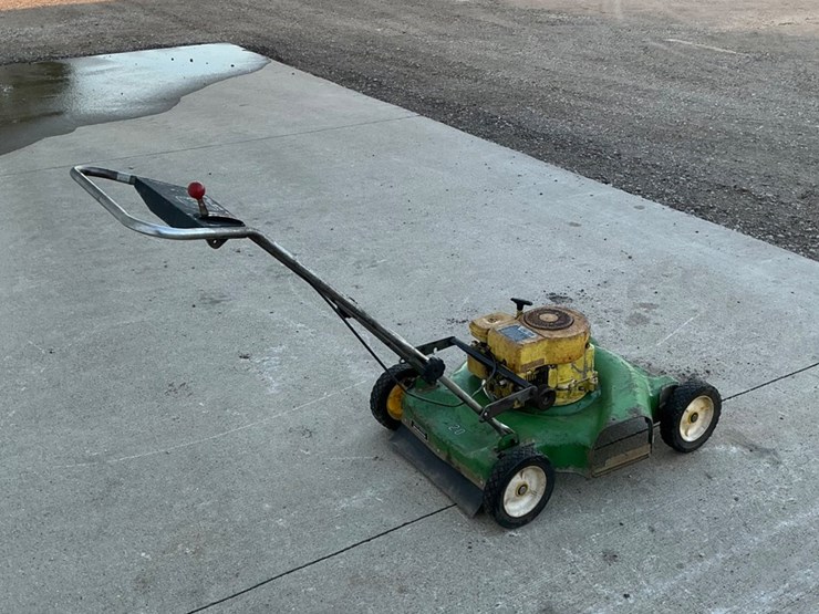 john-deere-20-image-3