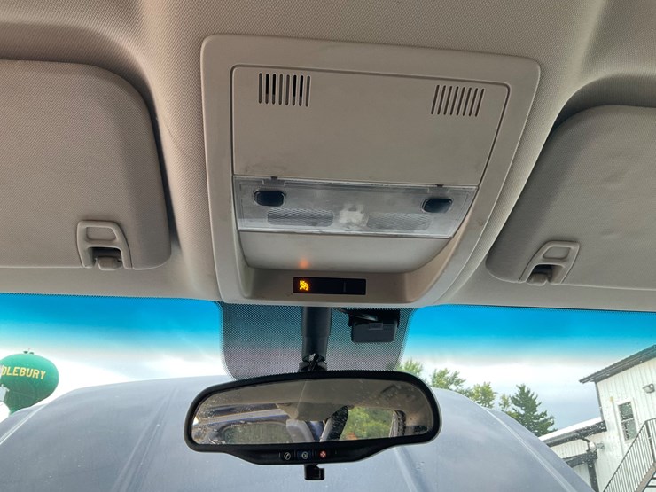 #2052-•-2010-chevrolet-silverado-4x4-pickup-truck-image-93