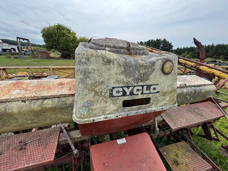 case-ih-400-image-33