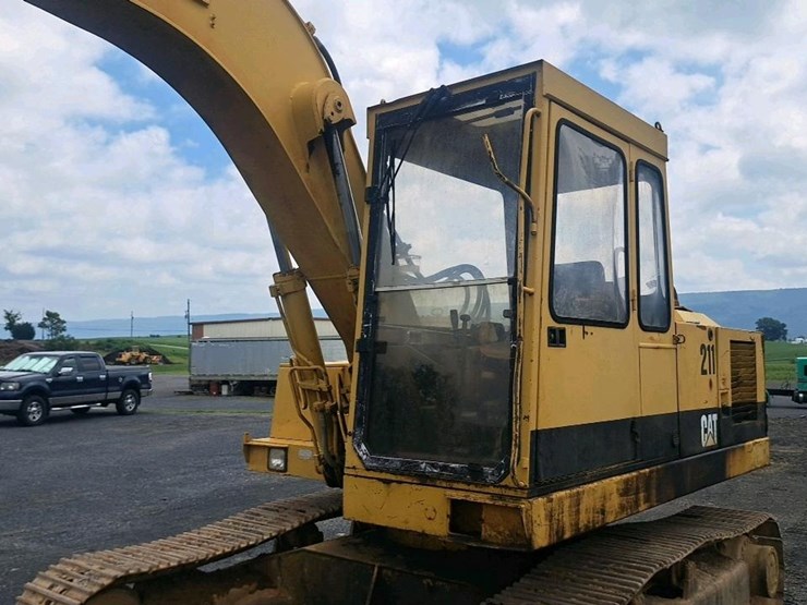 caterpillar-211-image-46