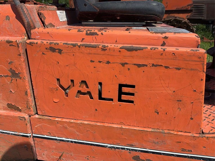 yale-forklift-image-25