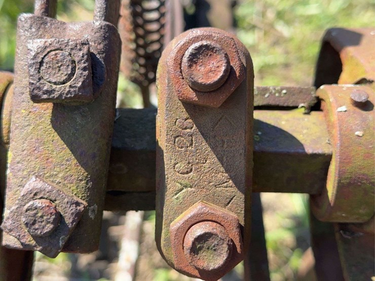 massey-harris-trail-field-cultivator-image-9