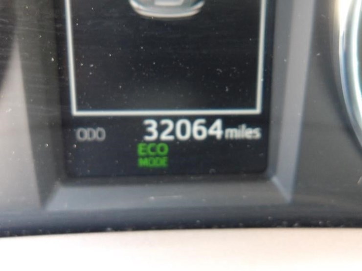 2016-toyota-rav4-image-20