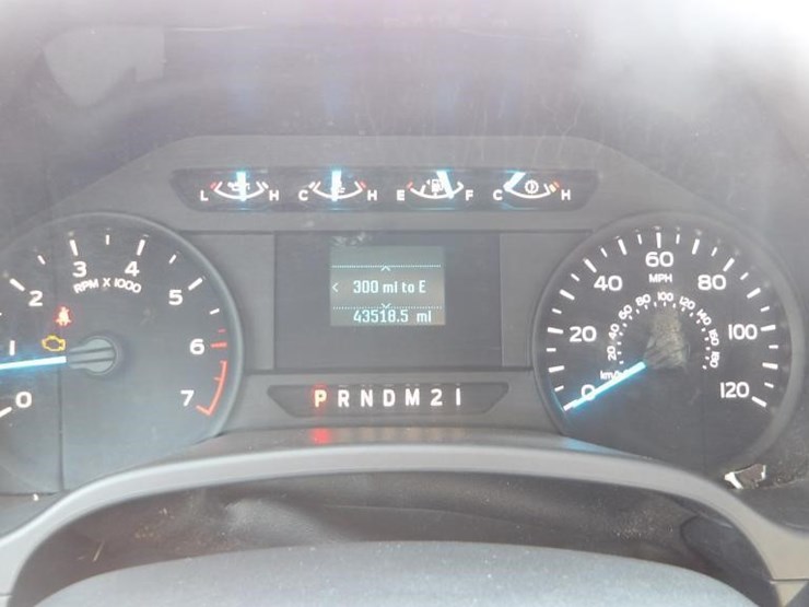 2017-ford-f150-image-24