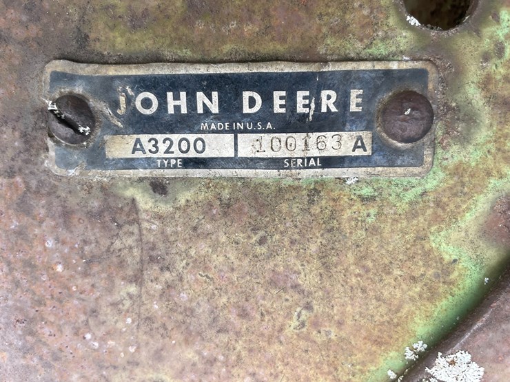 john-deere-3200-image-10