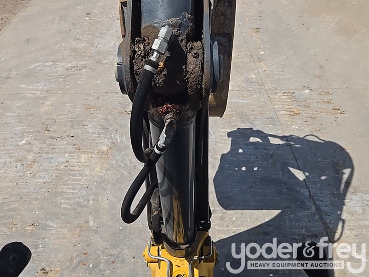 2019-deere-310sl-image-35