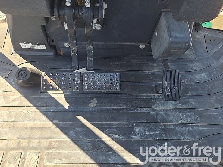 2019-deere-310sl-image-62