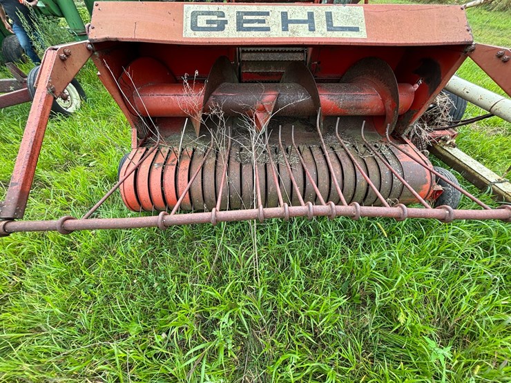 gehl-600-image-35