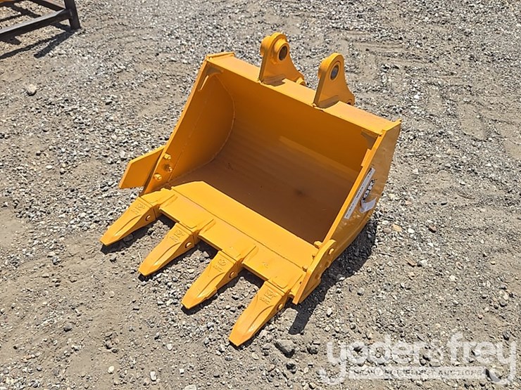 caterpillar-303-image-1
