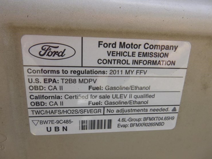 2011-ford-cargo-image-11