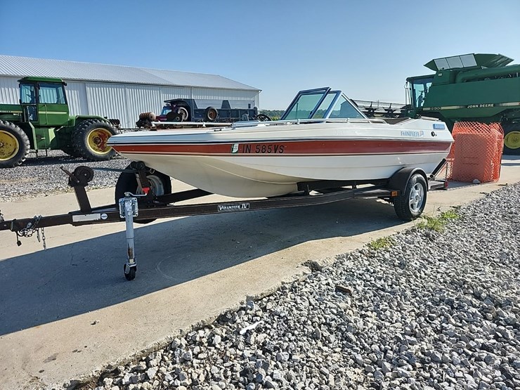 16ft-rinker-fish-&-ski-boat-image-1