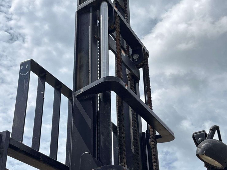 2020-jcb-930-image-13