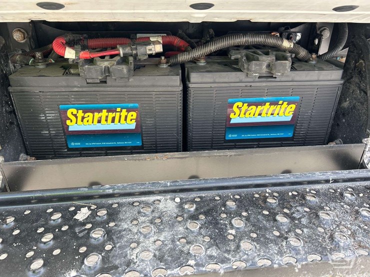 2019-chevrolet-silverado-5500hd-image-25