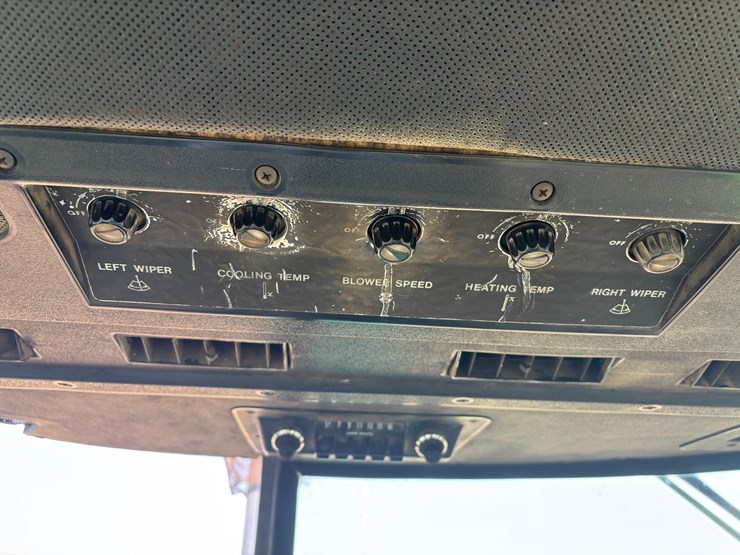 1974-john-deere-4630-image-36