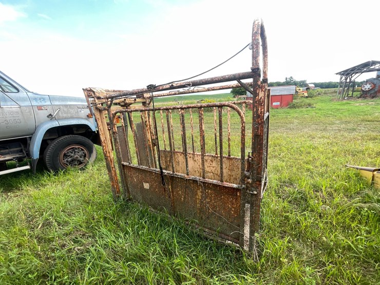 #2635-•-for-most-a-25-portable-head-chute-image-7