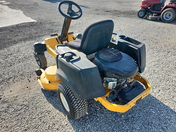 cub-cadet-zero-turn-image-5