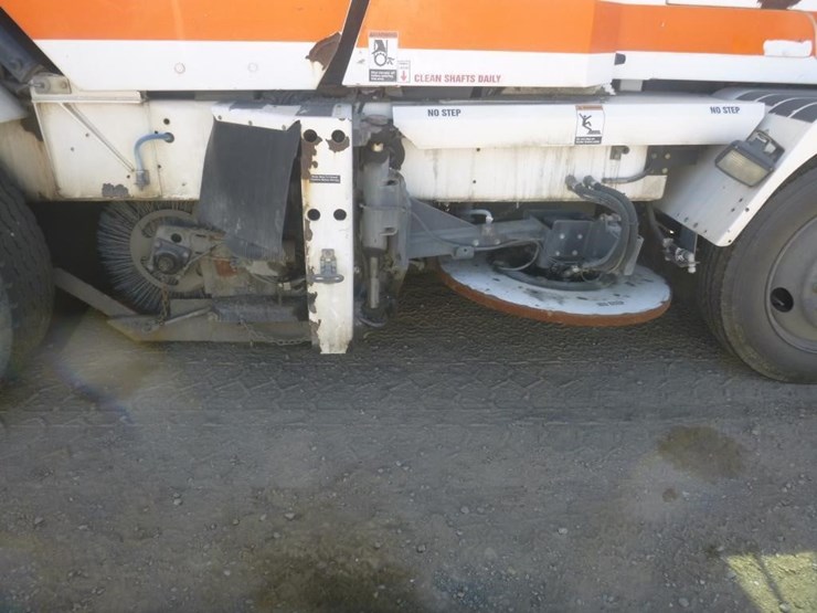 2013-global-m4-sweeper-image-9