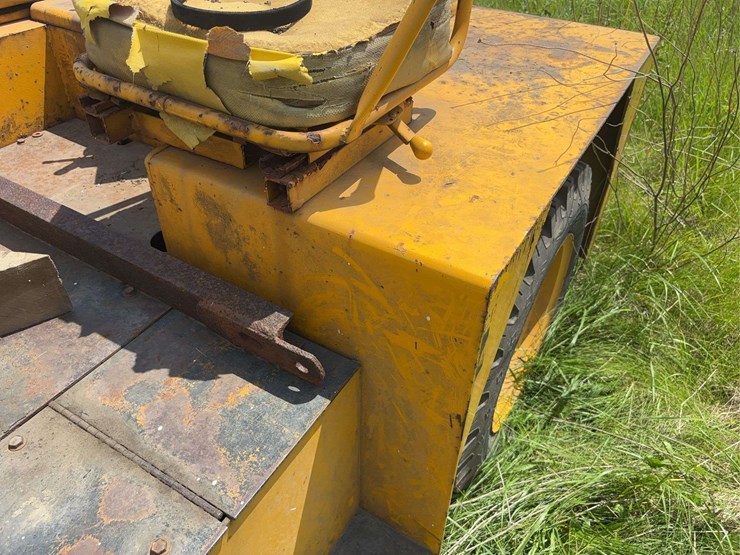 united-tractor-company-tug-image-25