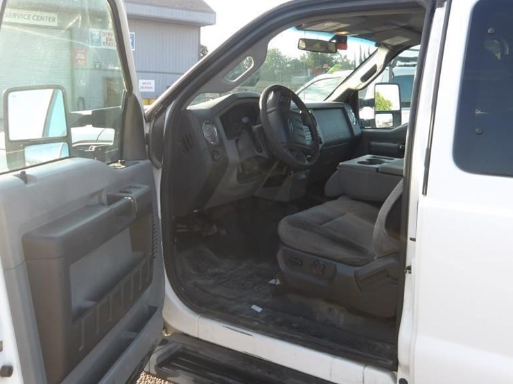 2011-ford-f250-image-17