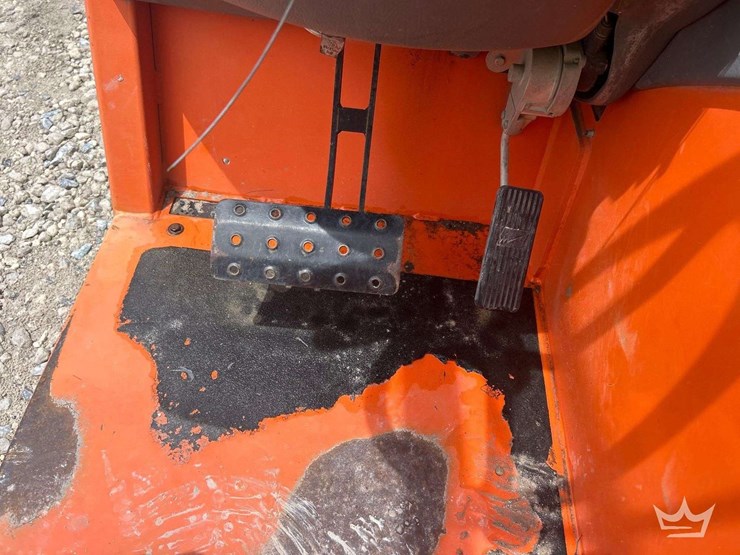 2018-jlg-g5-18a-image-21