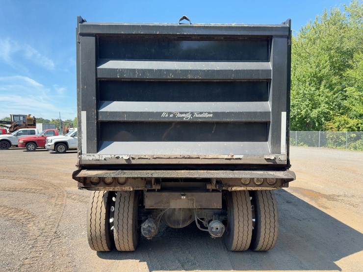 2018-kenworth-t680-image-4